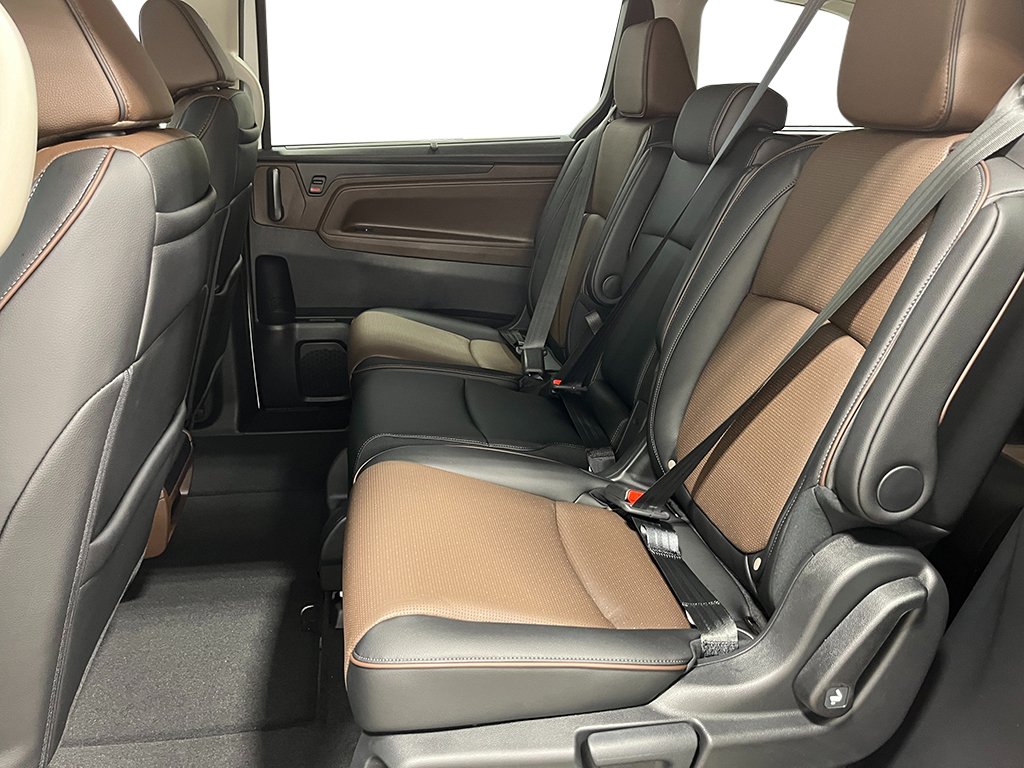 New 2027 Honda Odyssey Elite image 21