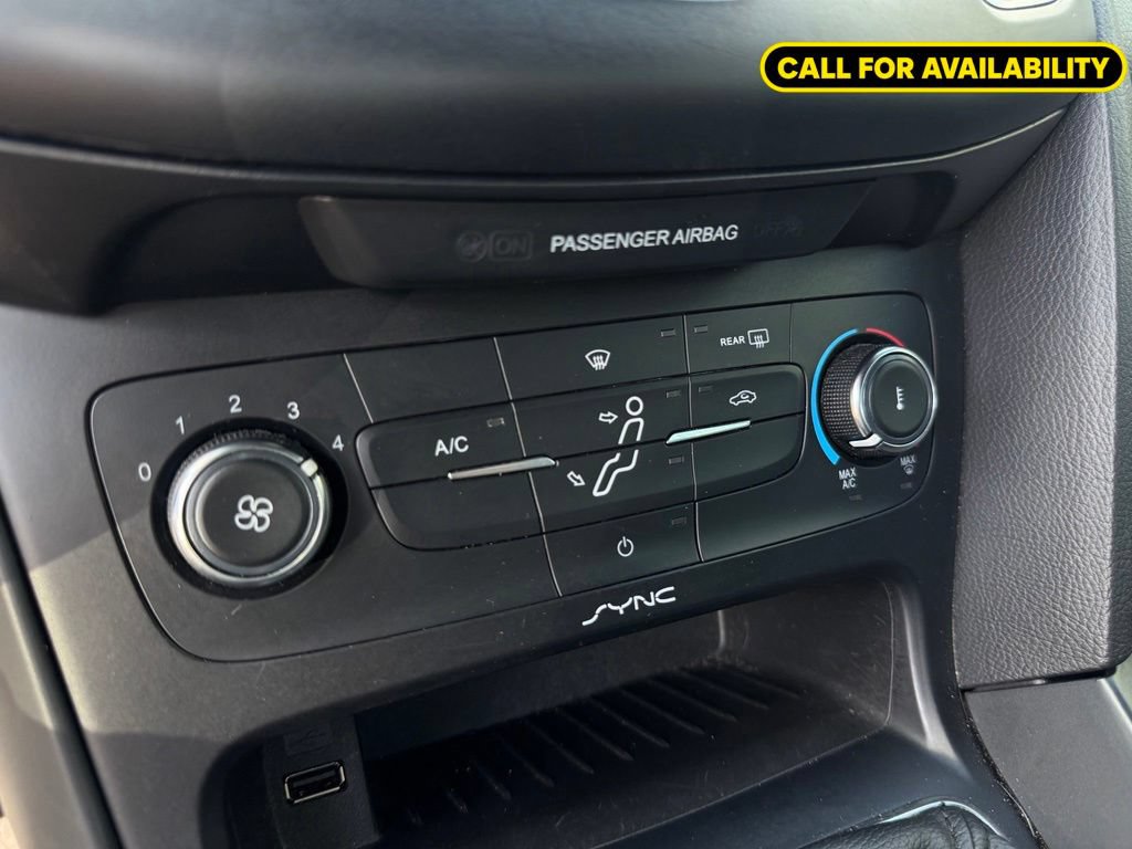 Used 2017 Ford Focus ST FWD image 11