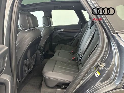 Used 2024 Audi Q5 e Premium Plus image 23