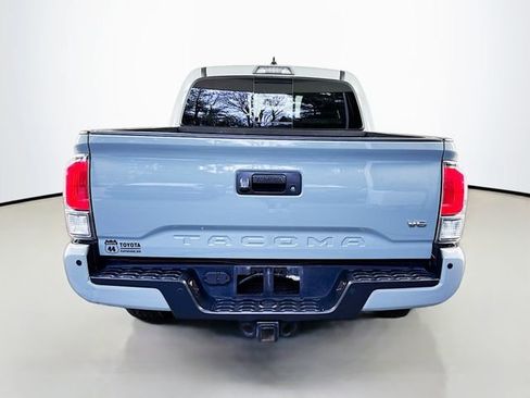 Used 2023 Toyota Tacoma TRD Sport w/ Technology Package image 5