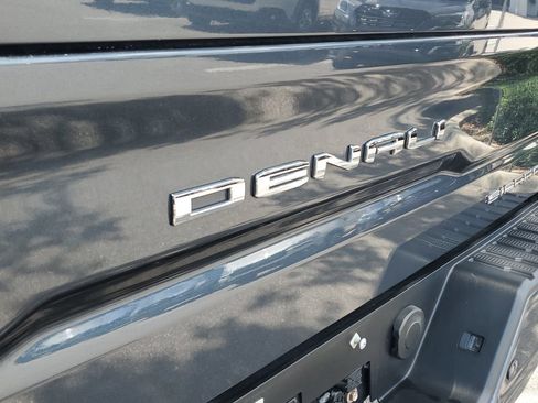 Used 2019 GMC Sierra 1500 Denali w/ LPO, GMC Protection Package AWD/4WD image 29