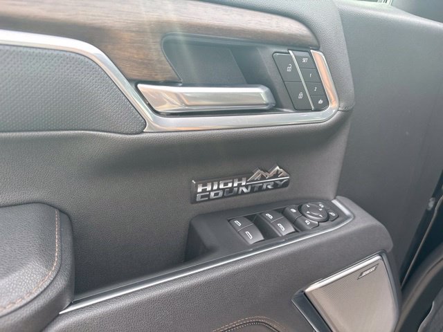 Used 2026 Chevrolet Silverado 1500 High Country w/ High Country Premium Package AWD/4WD image 14