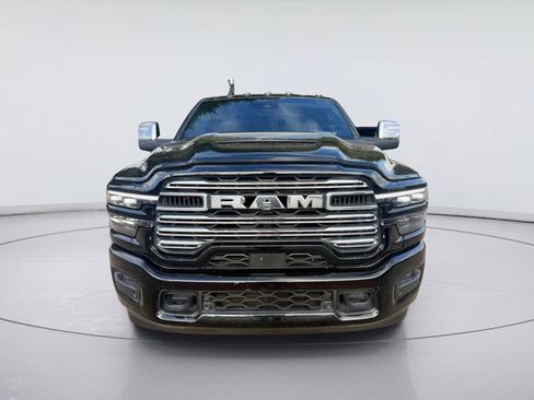 Used 2025 RAM 3500 Laramie w/ Sport Appearance Package AWD/4WD image 9