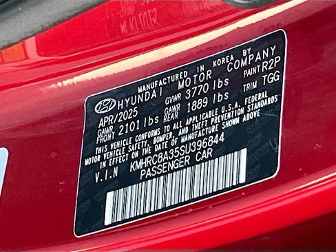 Used 2025 Hyundai Venue SEL image 31