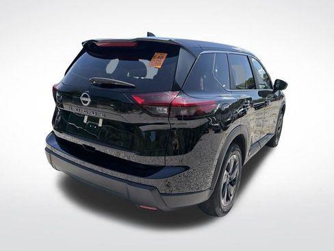 Used 2025 Nissan Rogue SV FWD image 14