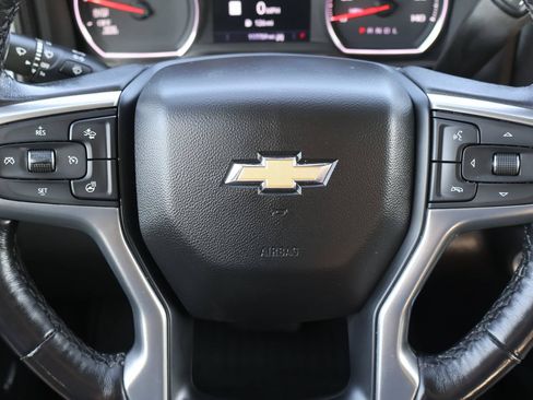 Used 2022 Chevrolet Silverado 1500 LTZ AWD/4WD image 27