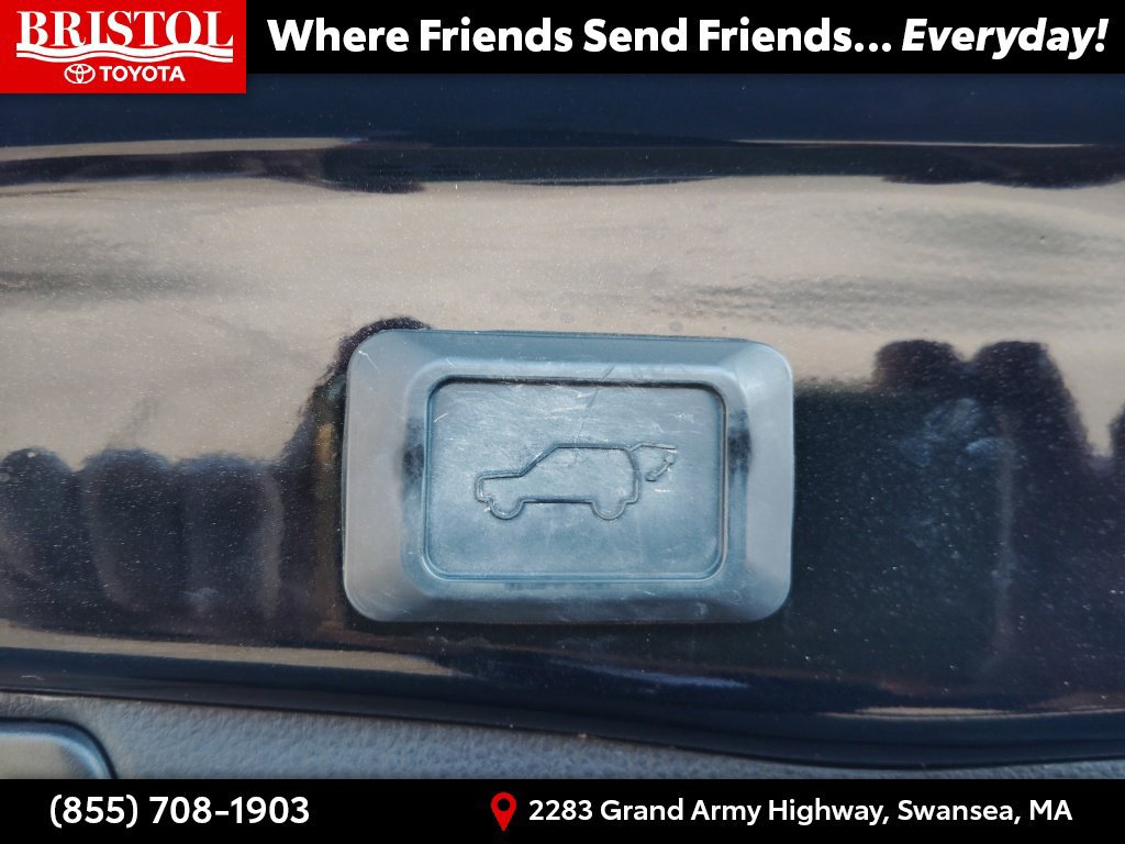 Used 2021 Toyota RAV4 XLE w/ Convenience Package AWD/4WD image 34