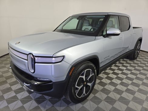 Used 2024 Rivian R1T Adventure AWD/4WD image 1