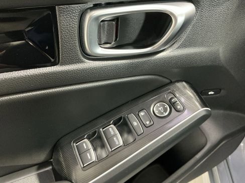 Used 2025 Honda Civic Sport image 23