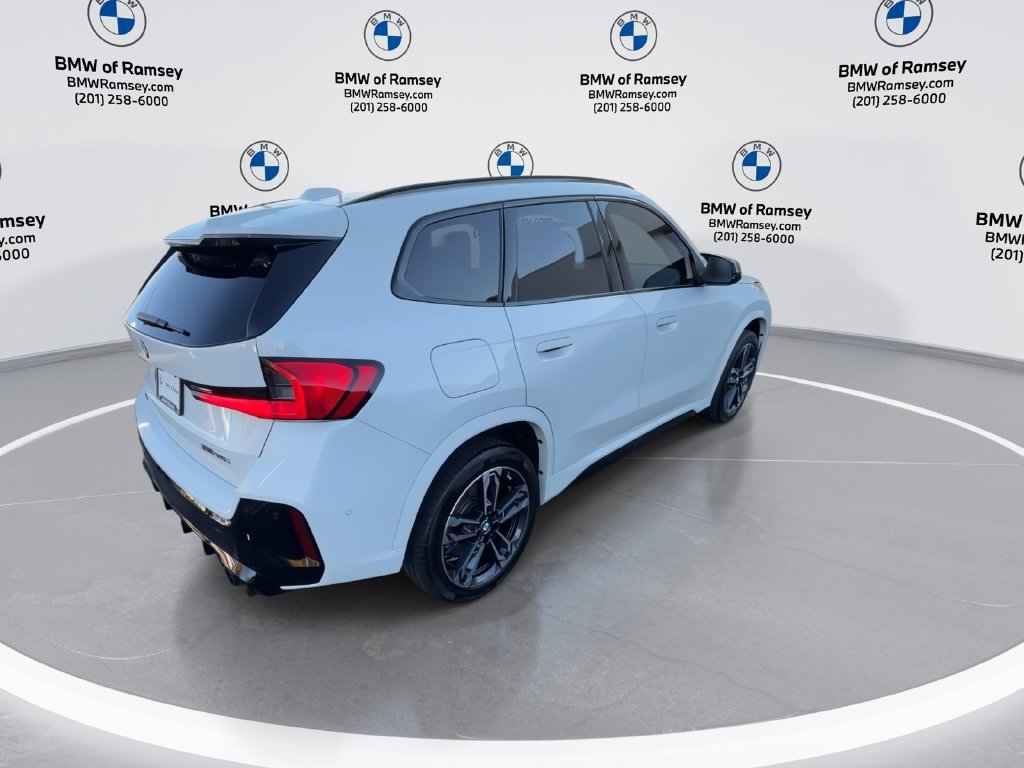 Used 2024 BMW X1 M35i w/ Shadowloine Package AWD/4WD image 8