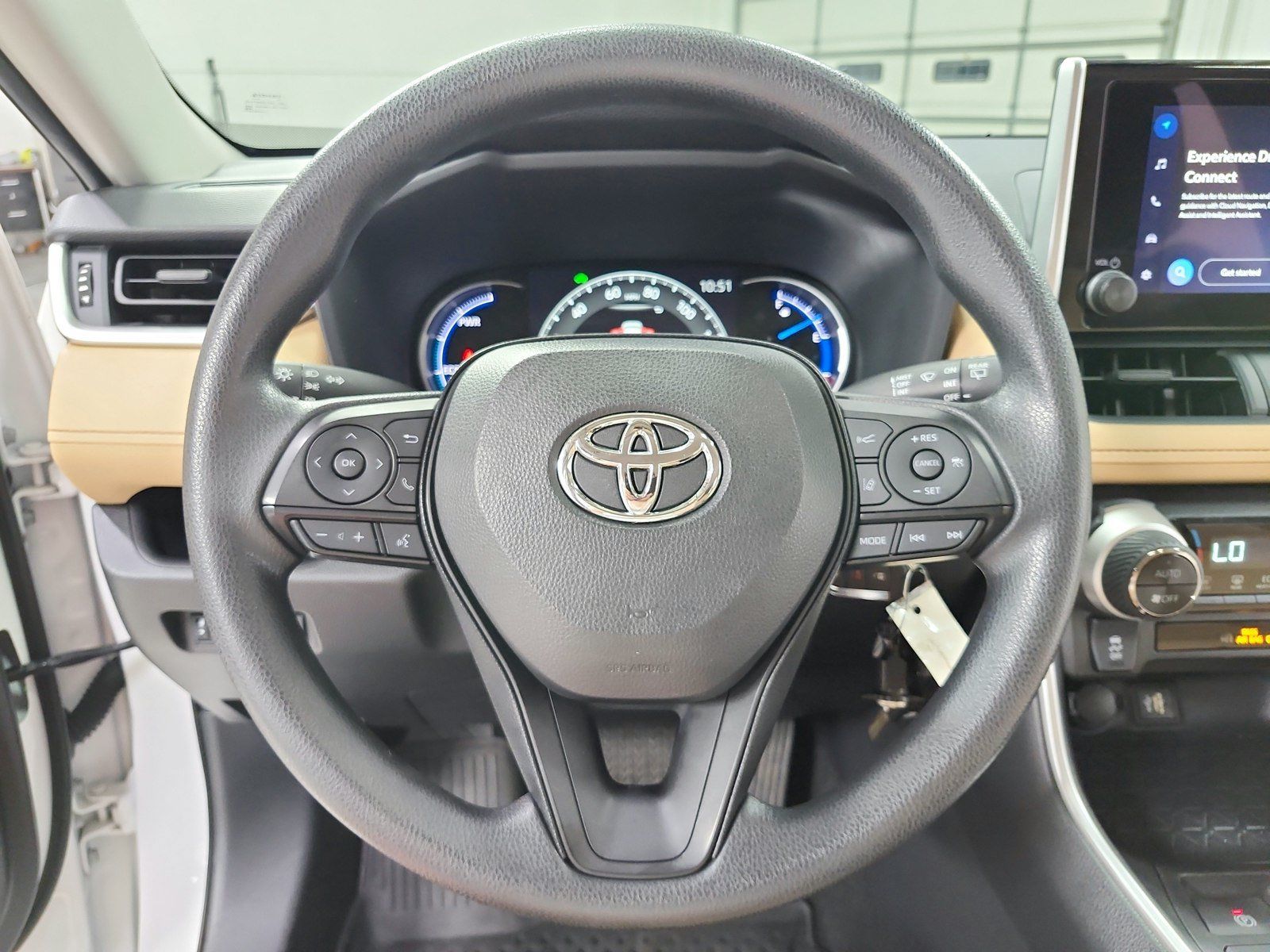 Used 2023 Toyota RAV4 LE AWD/4WD image 23