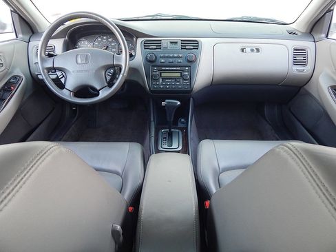 Used 2002 Honda Accord EX image 10