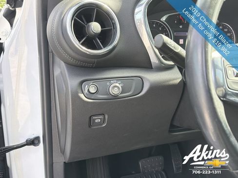 Certified 2019 Chevrolet Blazer LT w/ Sun and Wheels Package FWD image 15