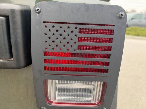 Used 2015 Jeep Wrangler Sport w/ Quick Order Package 24S image 11