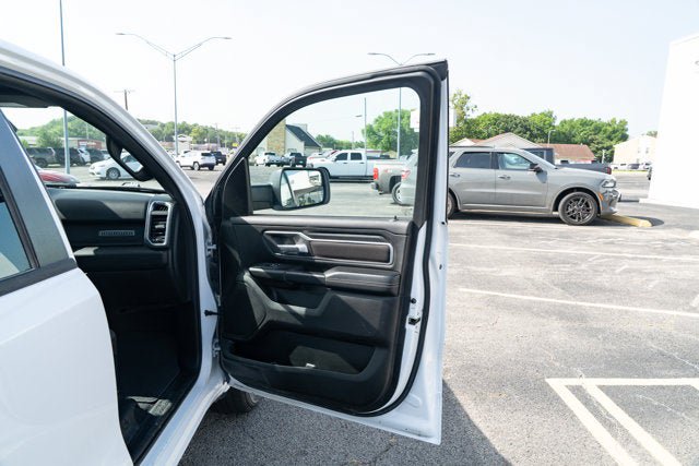 Used 2025 RAM 1500 Big Horn AWD/4WD image 16