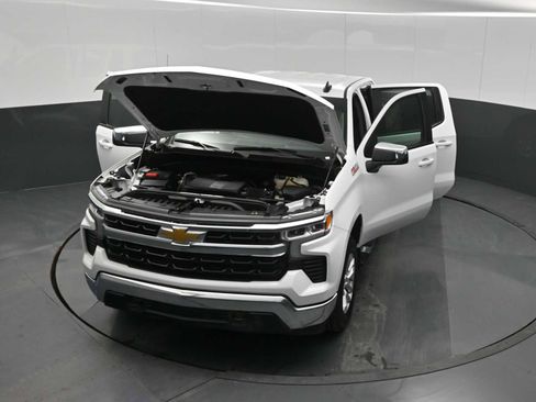 Used 2025 Chevrolet Silverado 1500 LT image 27