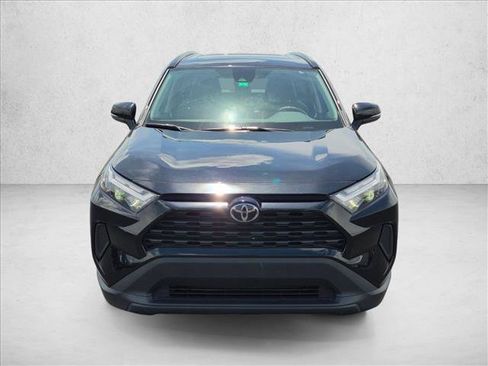 Used 2024 Toyota RAV4 XLE w/ Convenience Package FWD image 2