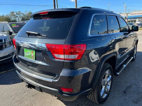 Used 2012 Jeep Grand Cherokee Overland w/ Trailer Tow Group IV image 4