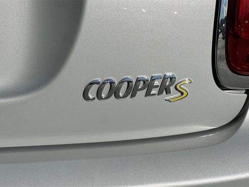 Used 2023 MINI Cooper SE image 32