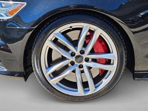 Used 2017 Audi S6 Premium Plus w/ S6 Sport Package image 25