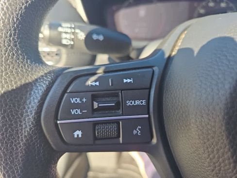 Used 2023 Honda HR-V LX image 26