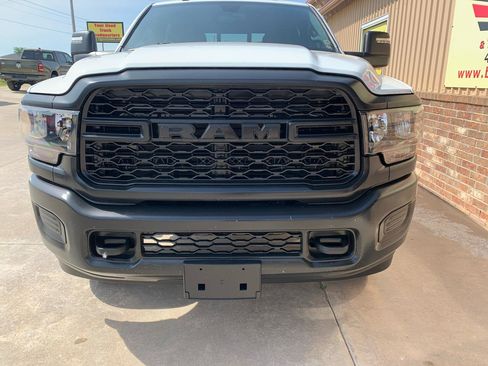 Used 2023 RAM 2500 Tradesman AWD/4WD image 6