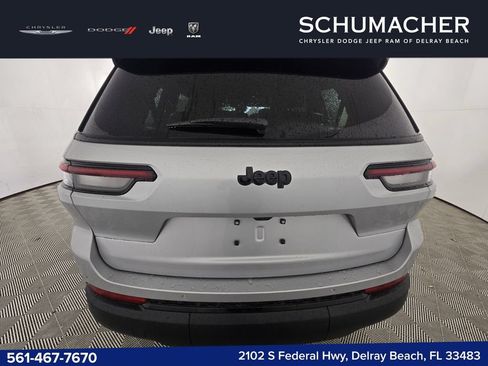 New 2025 Jeep Grand Cherokee L Laredo RWD image 12