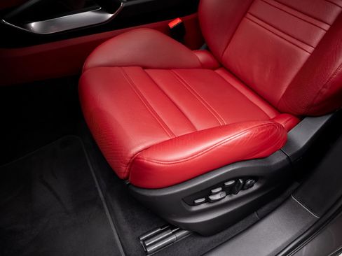 Used 2023 Porsche Cayenne Turbo image 66