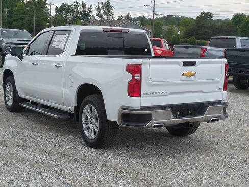 New 2026 Chevrolet Silverado 1500 LTZ w/ LTZ Premium Package AWD/4WD image 8