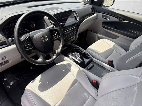 Used 2019 Honda Pilot Elite image 12