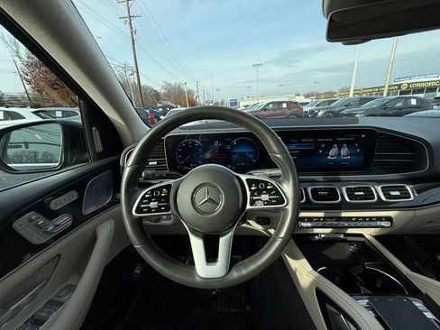 Used 2020 Mercedes-Benz GLS 450 4MATIC image 23