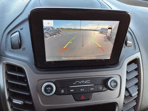 Used 2020 Ford Transit Connect XL image 11