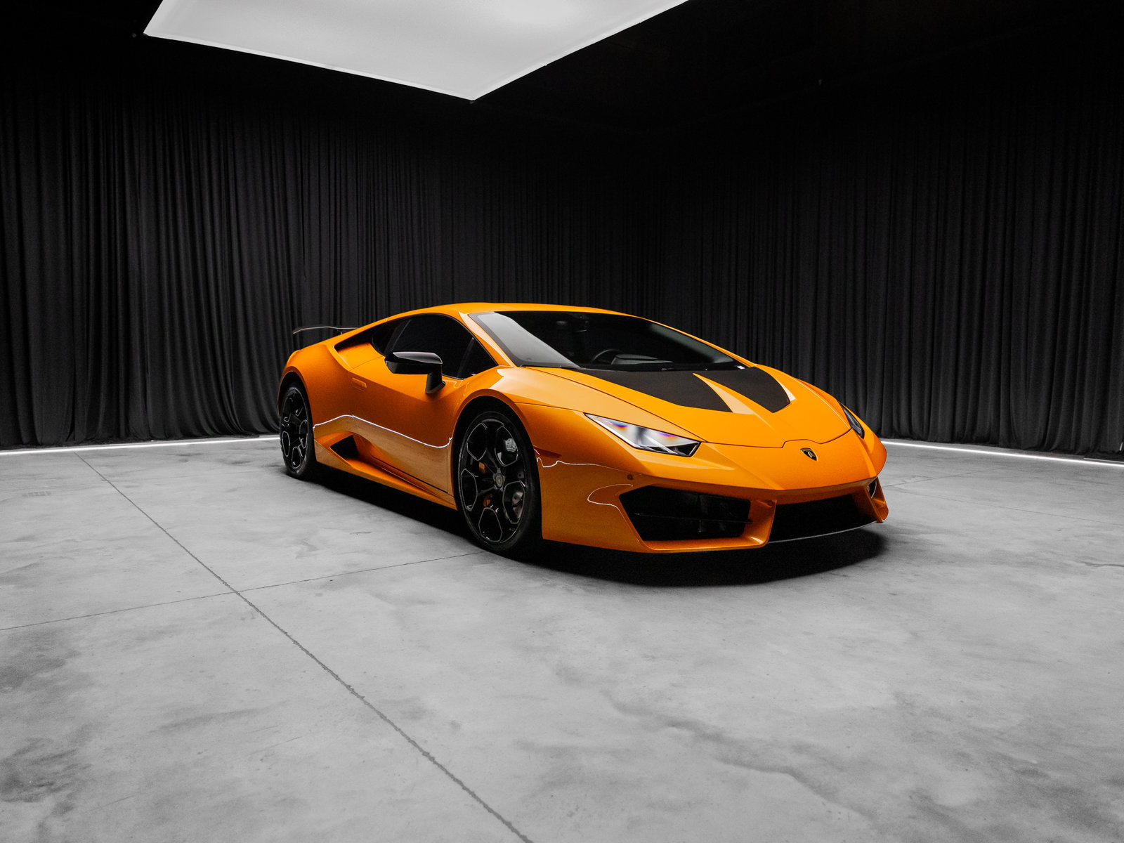 Used 2018 Lamborghini Huracan LP 580-2 RWD image 26