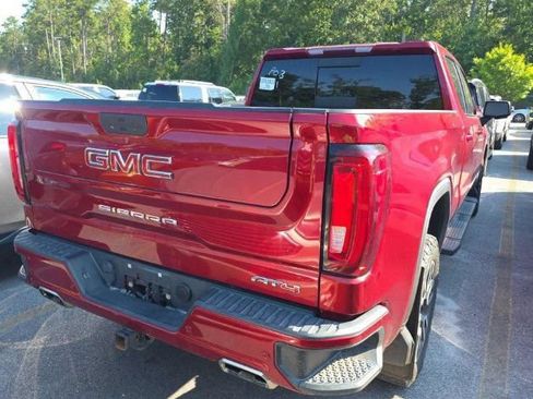 Used 2021 GMC Sierra 1500 AT4 w/ AT4 Value Package AWD/4WD image 3