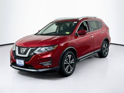 Used 2017 Nissan Rogue SL w/ SL Premium Package
