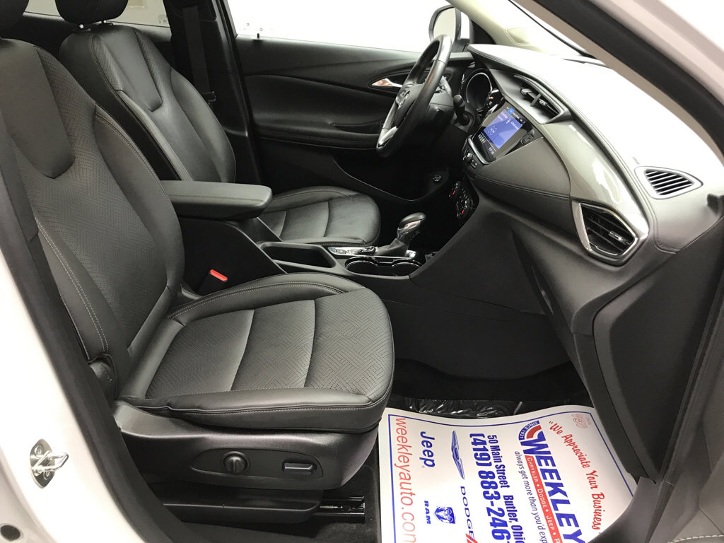 Used 2023 Buick Encore GX Essence w/ Experience Buick Package FWD image 23
