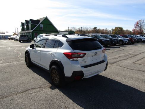 Used 2020 Subaru Crosstrek 2.0i Premium image 5