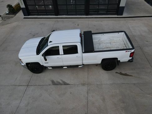Used 2019 Chevrolet Silverado 2500 LT w/ Texas Edition image 57