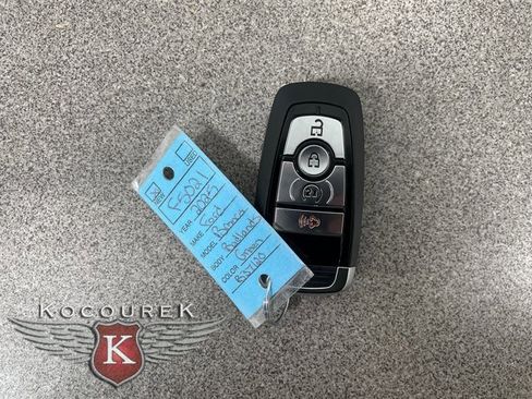 New 2025 Ford Bronco Badlands image 26