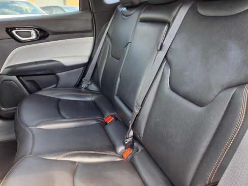 Used 2024 Jeep Compass Limited AWD/4WD image 7