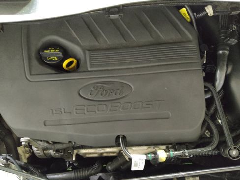 Used 2019 Ford Escape SE AWD/4WD image 30