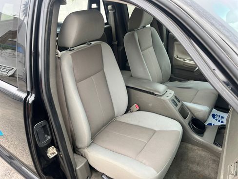 Used 2005 Dodge Dakota SLT image 18