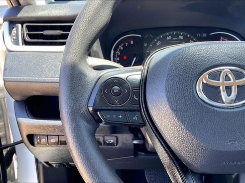 Used 2024 Toyota RAV4 XLE w/ Convenience Package FWD image 24