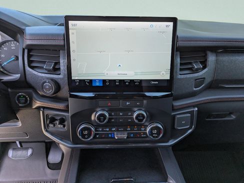 Used 2022 Ford Expedition Max Limited AWD/4WD image 28