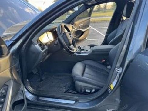 Used 2021 BMW 330i xDrive Sedan w/ Convenience Package image 15
