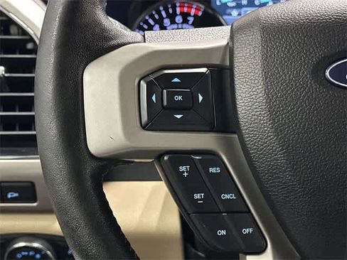 Used 2018 Ford F350 Lariat image 17