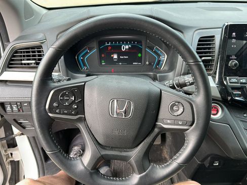 Used 2024 Honda Odyssey EX-L image 18