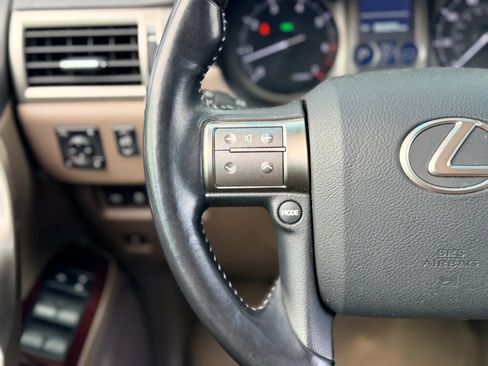 Used 2018 Lexus GX 460 Premium w/ Premium Package image 20