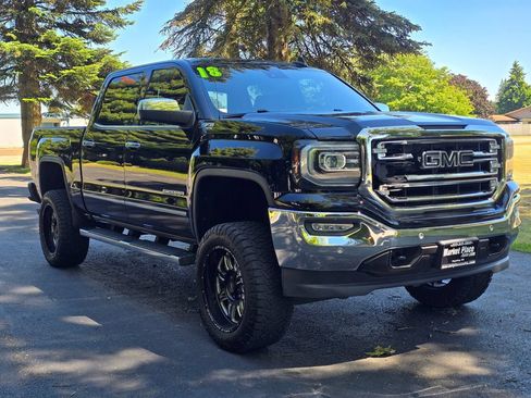 Used 2018 GMC Sierra 1500 SLT AWD/4WD image 8