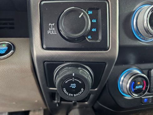 Used 2019 Ford F150 Limited w/ Trailer Tow Package image 30